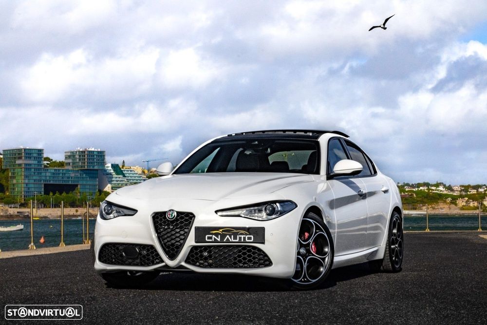 Alfa Romeo Giulia 2.2 D Ti AT8 - 1