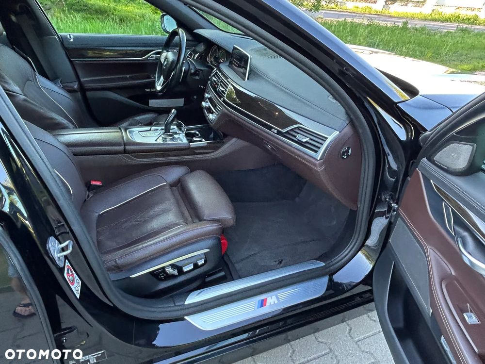 BMW Seria 7 740d xDrive - 16