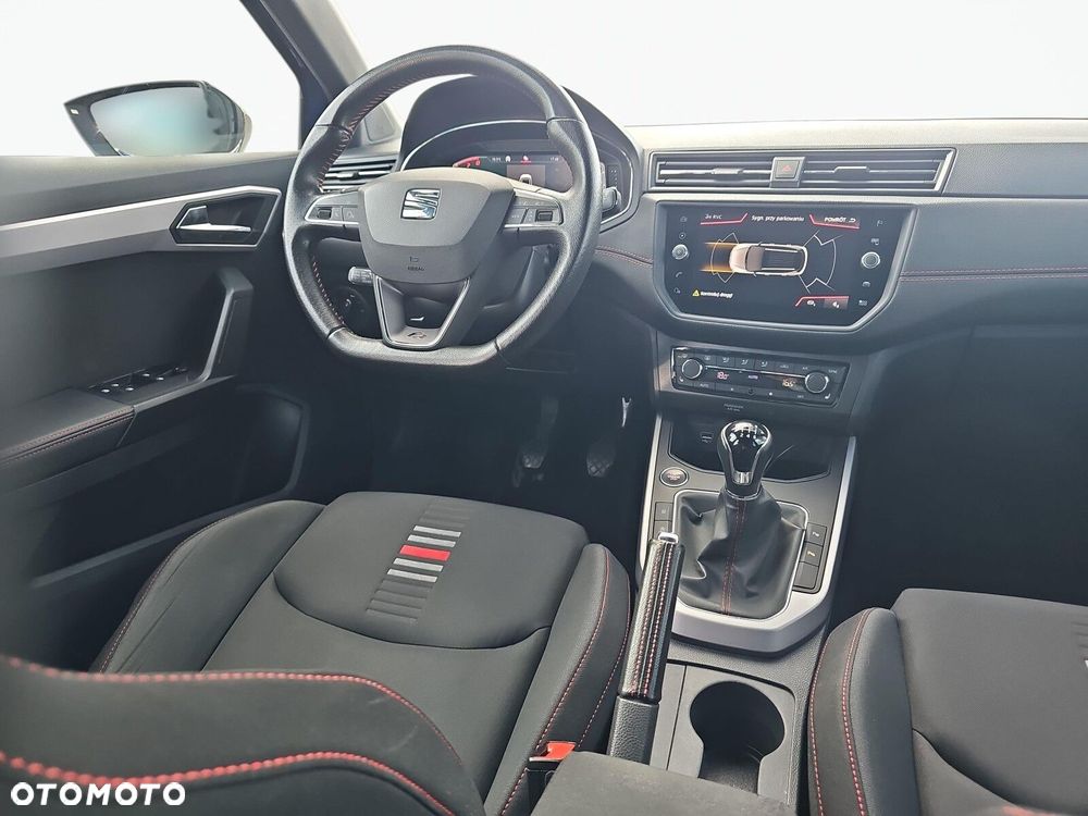 Seat Arona - 13