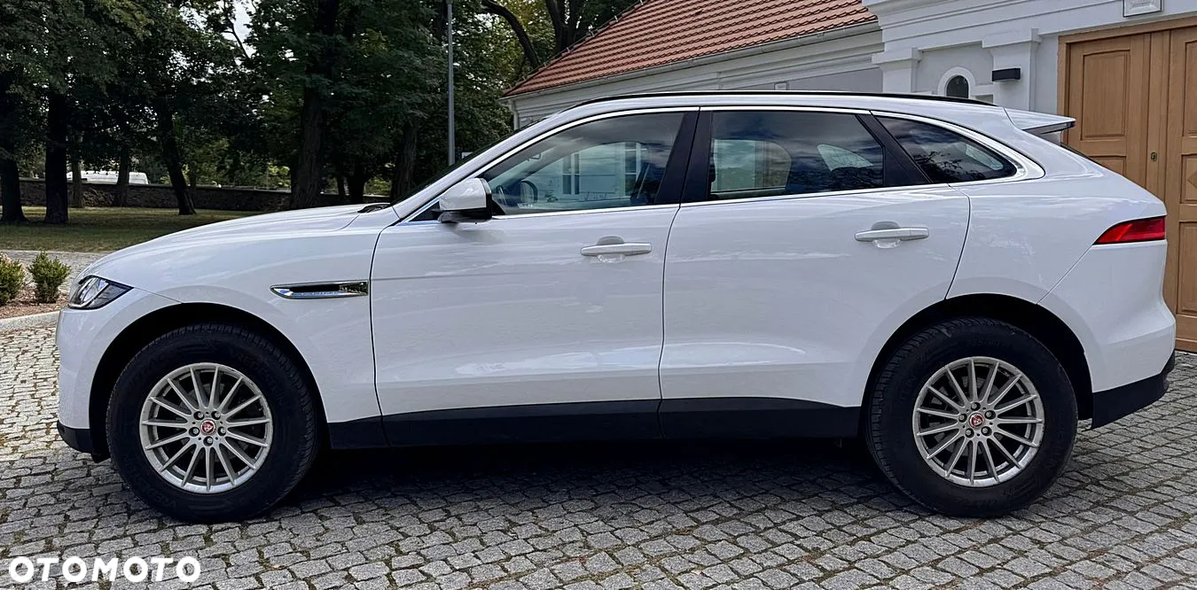Jaguar F-Pace 2.0 i4D AWD Prestige - 9