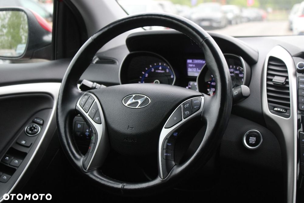 Hyundai i30 - 26