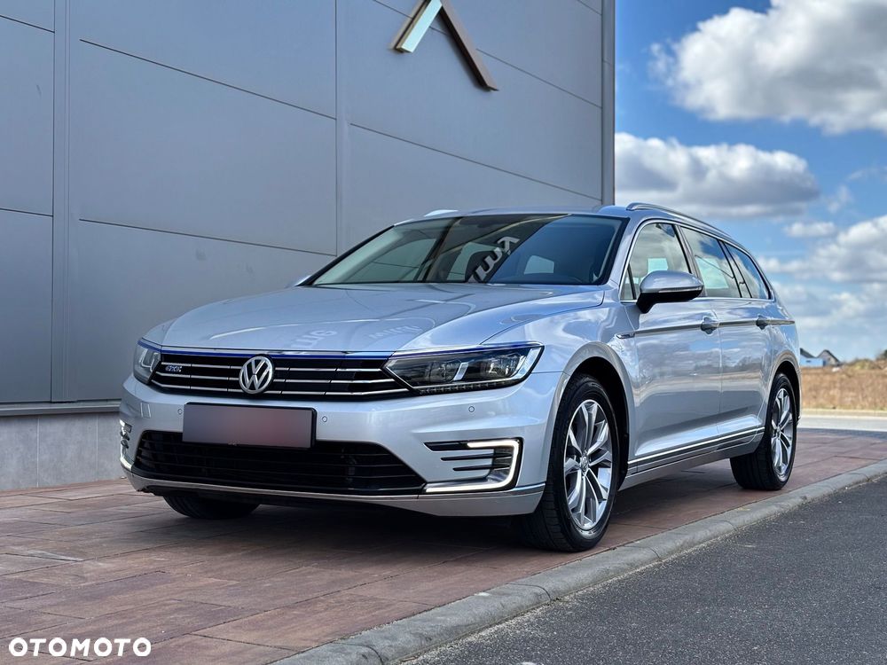 Volkswagen Passat - 10