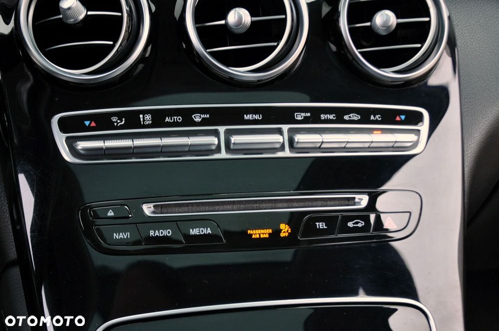 Mercedes-Benz GLC - 35