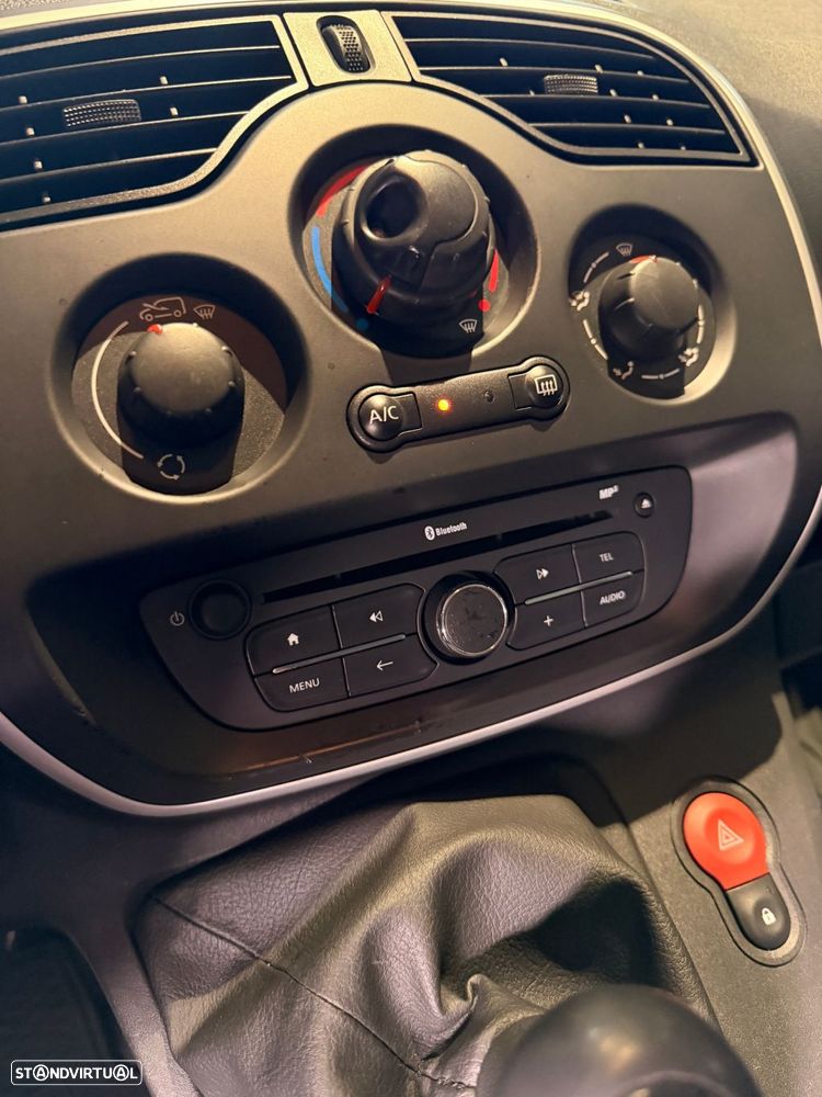 Renault Kangoo Outro - 22
