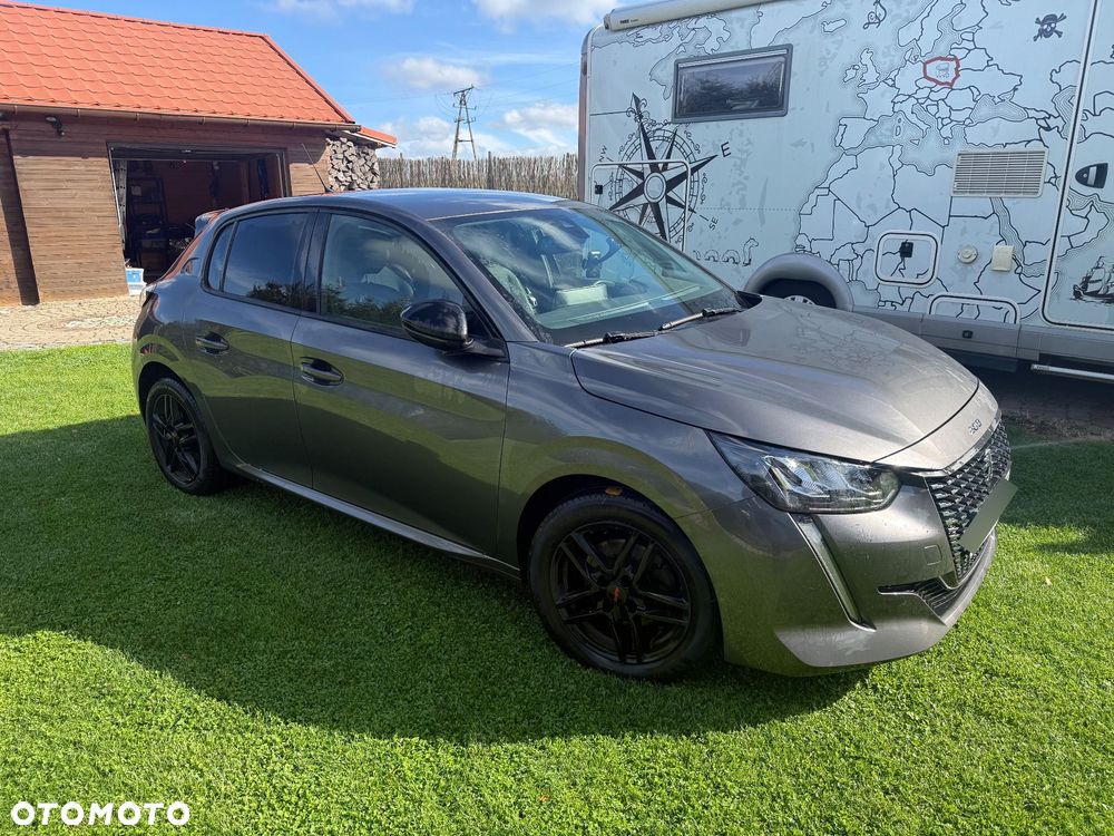 Peugeot 208 - 4