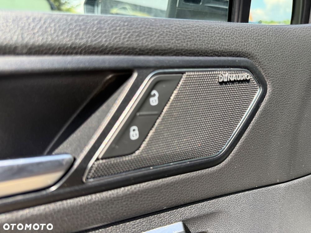 Volkswagen Tiguan - 16