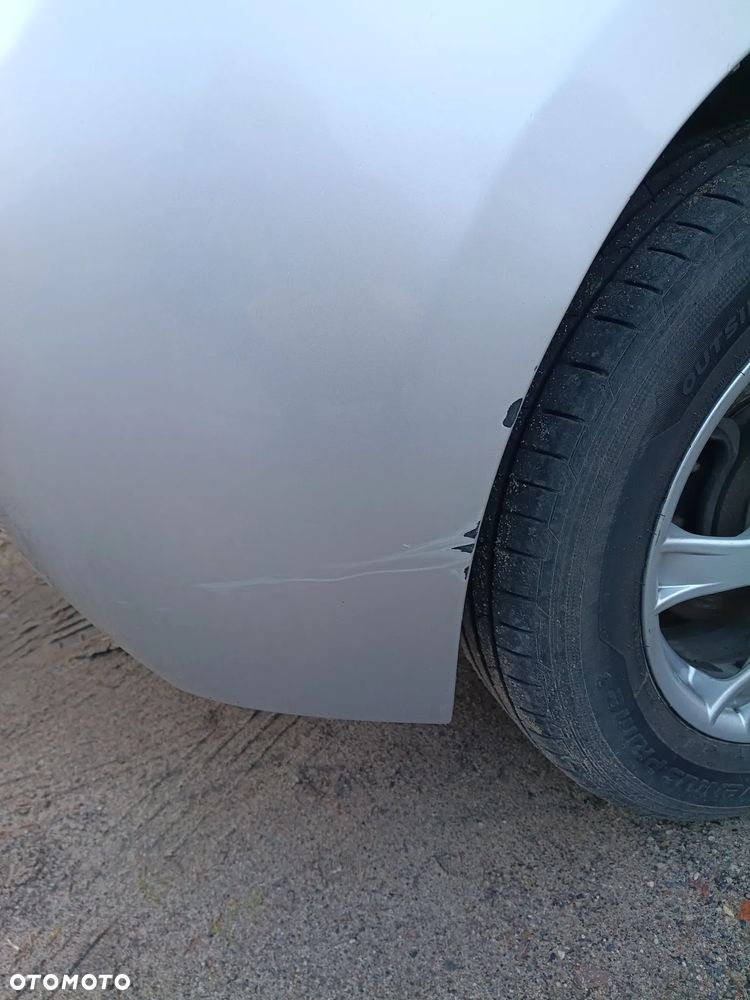 Toyota Verso 1.8 2010 7os - 15