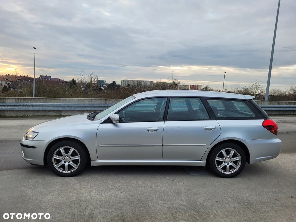 Subaru Legacy 2.5i Comfort AT - 19