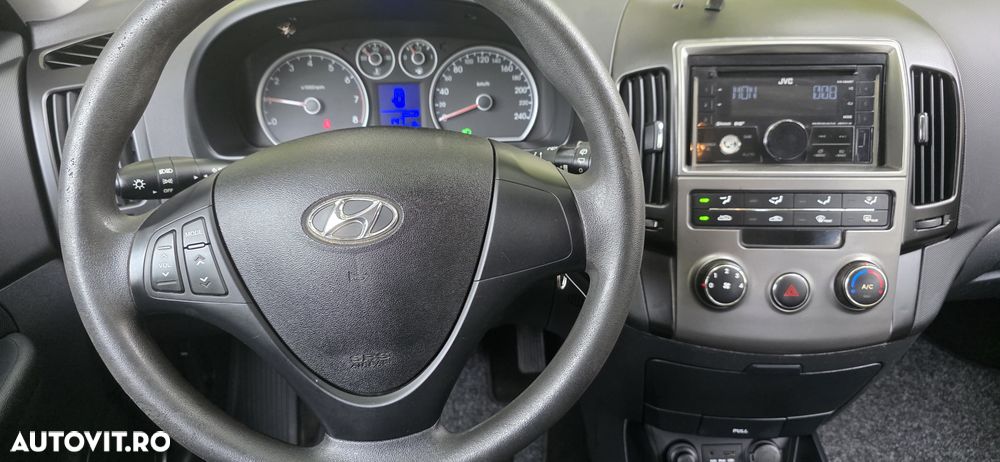 Hyundai i30 1.4 DOHC GLS COMFORT - 5