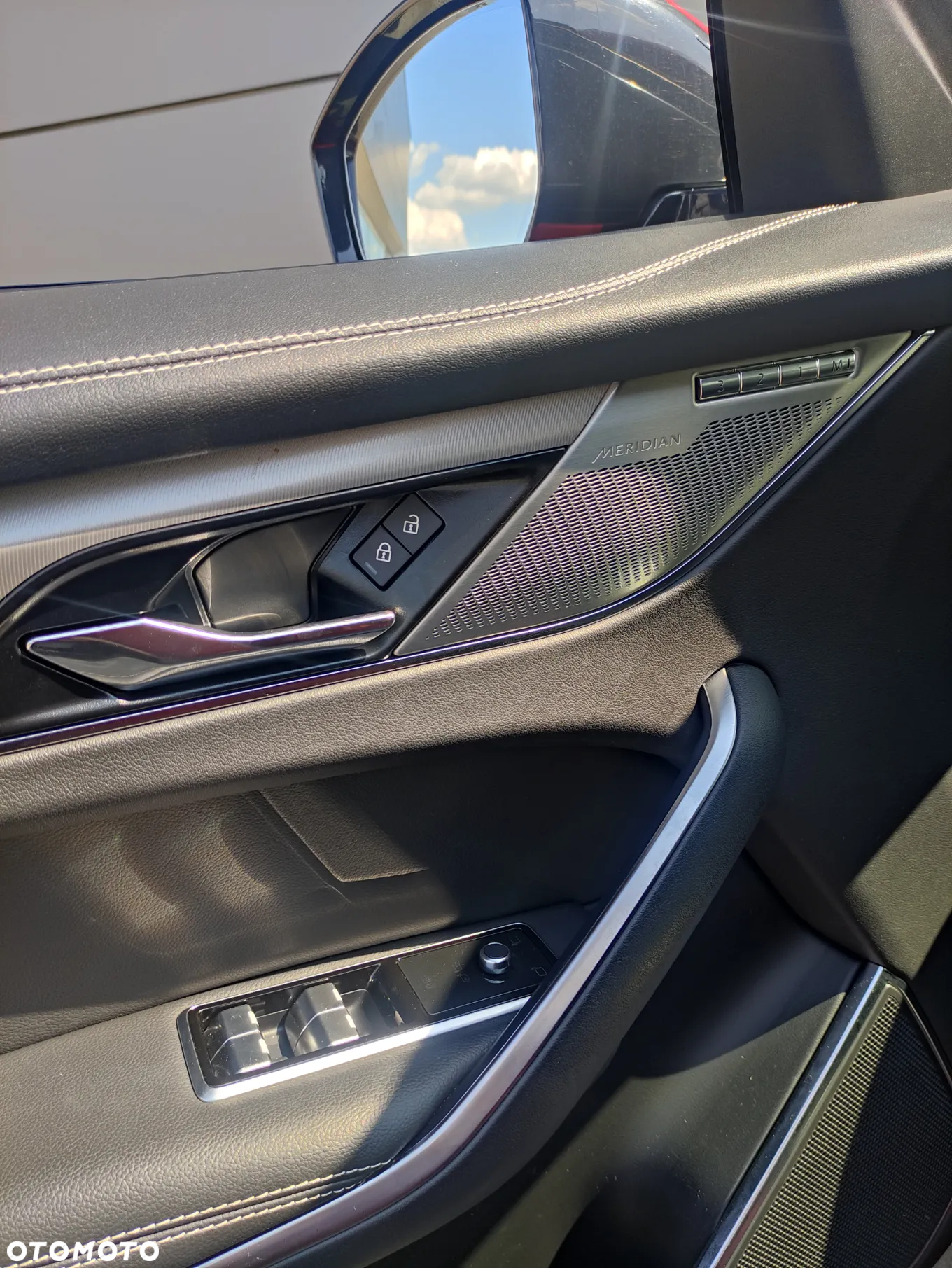 Jaguar F-Pace - 25