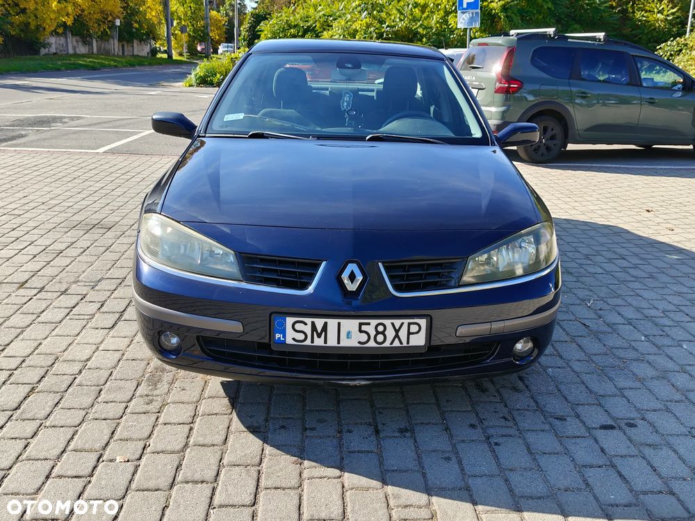 Renault Laguna 1.9 dCi Initiale - 15