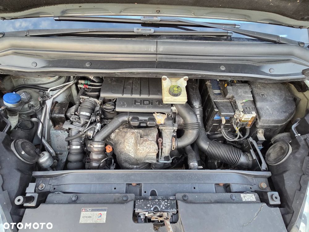 Citroën C4 Grand Picasso - 27