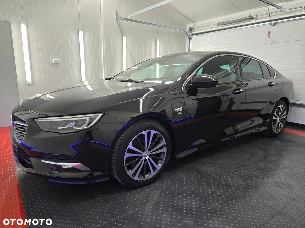 Opel Insignia 2.0 CDTI 4x4 GSi S&S - 13