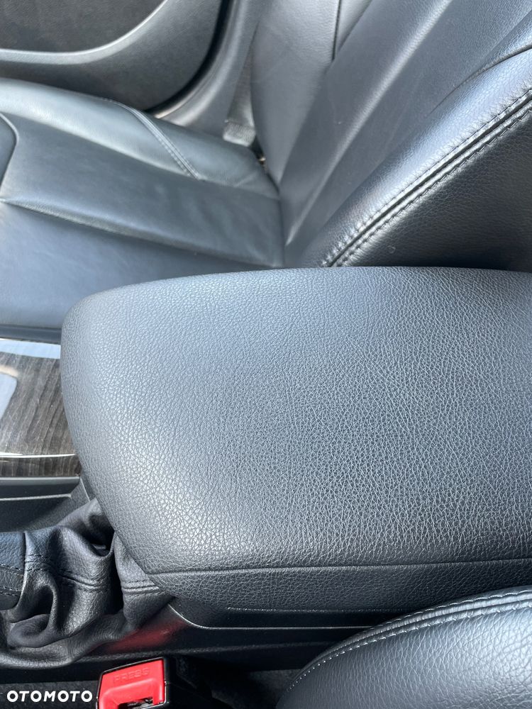 BMW Seria 1 118i - 30