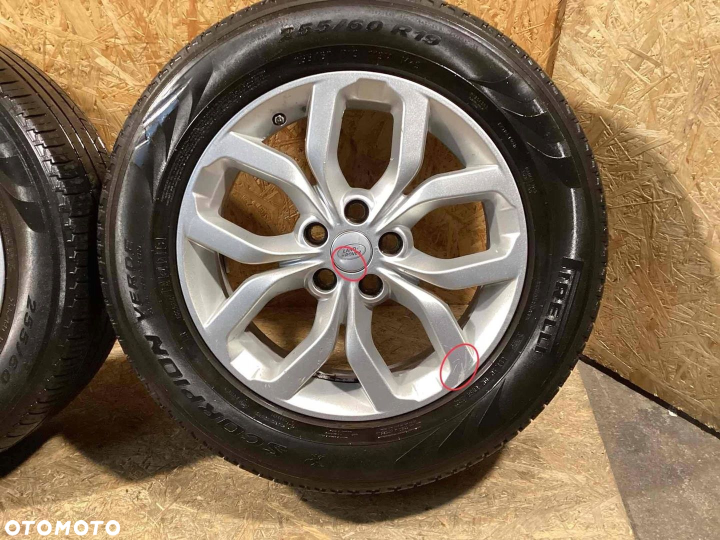 Felgi aluminiowe 19 RANGE ROVER DISCOVERY 5 LR081580 Hy321007da 7.5X19EH2 - 4