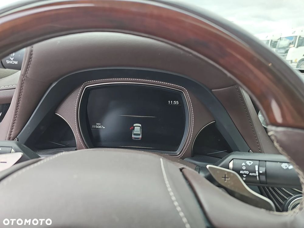 Lexus LS 500 Omotenashi AWD - 15