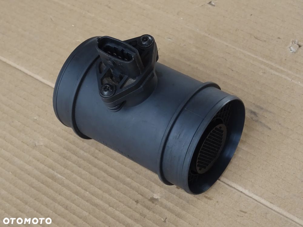 PRZEPŁYWOMIERZ POWIETRZA OPEL VECTRA C SIGNUM OMEGA FRONTERA ZAFIRA 2,0 2,2D - 3