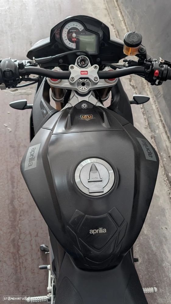 Aprilia Tuono V4R APRC - 3