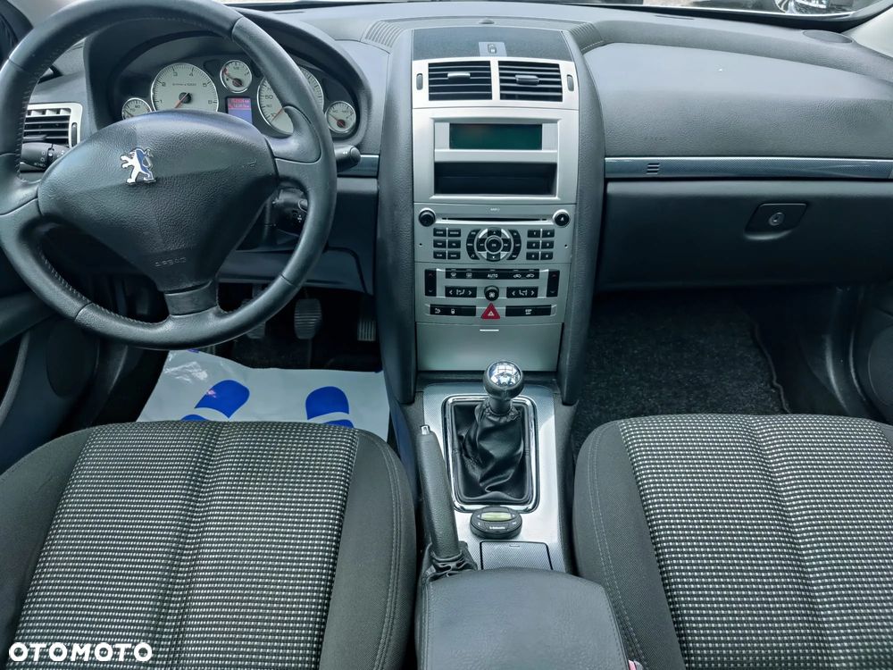 Peugeot 407 - 6