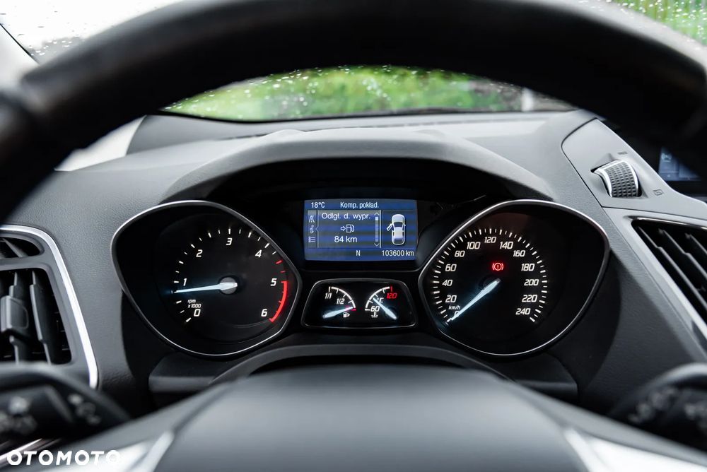 Ford Kuga 2.0 TDCi 2x4 SYNC - 28
