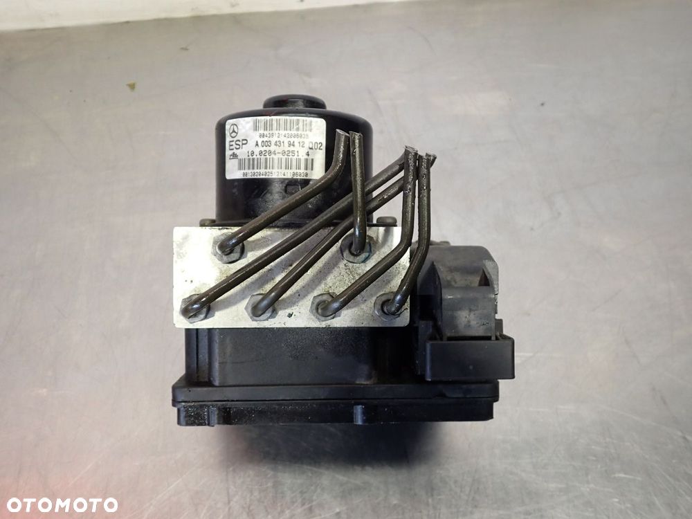 POMPA ABS MERCEDES W203 C180  A0034319412    A2095450232 - 2