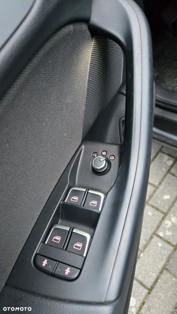 Audi Q3 2.0 TDI Quattro S tronic sport - 24