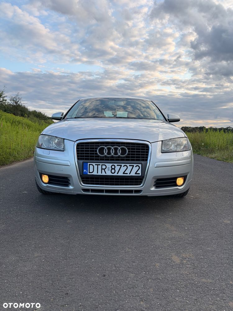 Audi A3 Sportback 2.0 FSI Ambiente Tiptr - 2