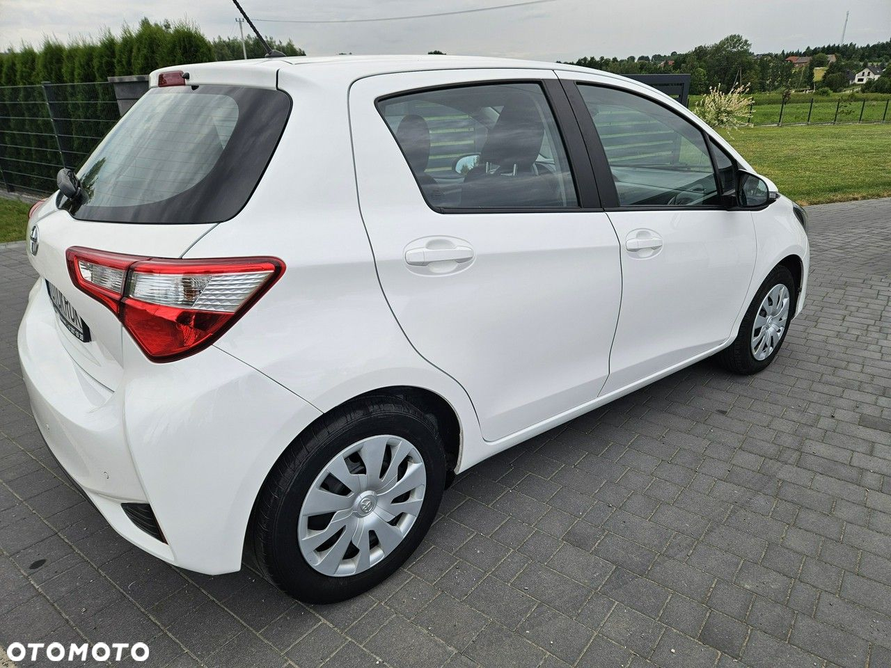 Toyota Yaris - 4