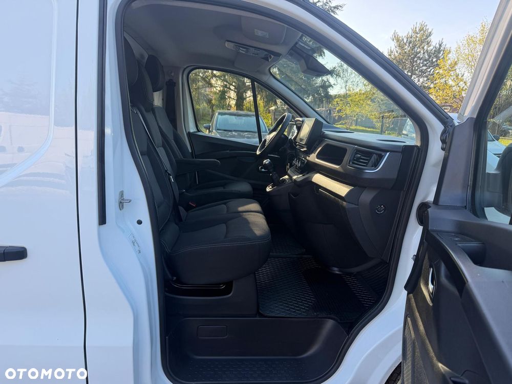 Renault Trafic / L2H2 / 2.0D / 150KM / Najbogatsza wersja / L2 H2 / - 19