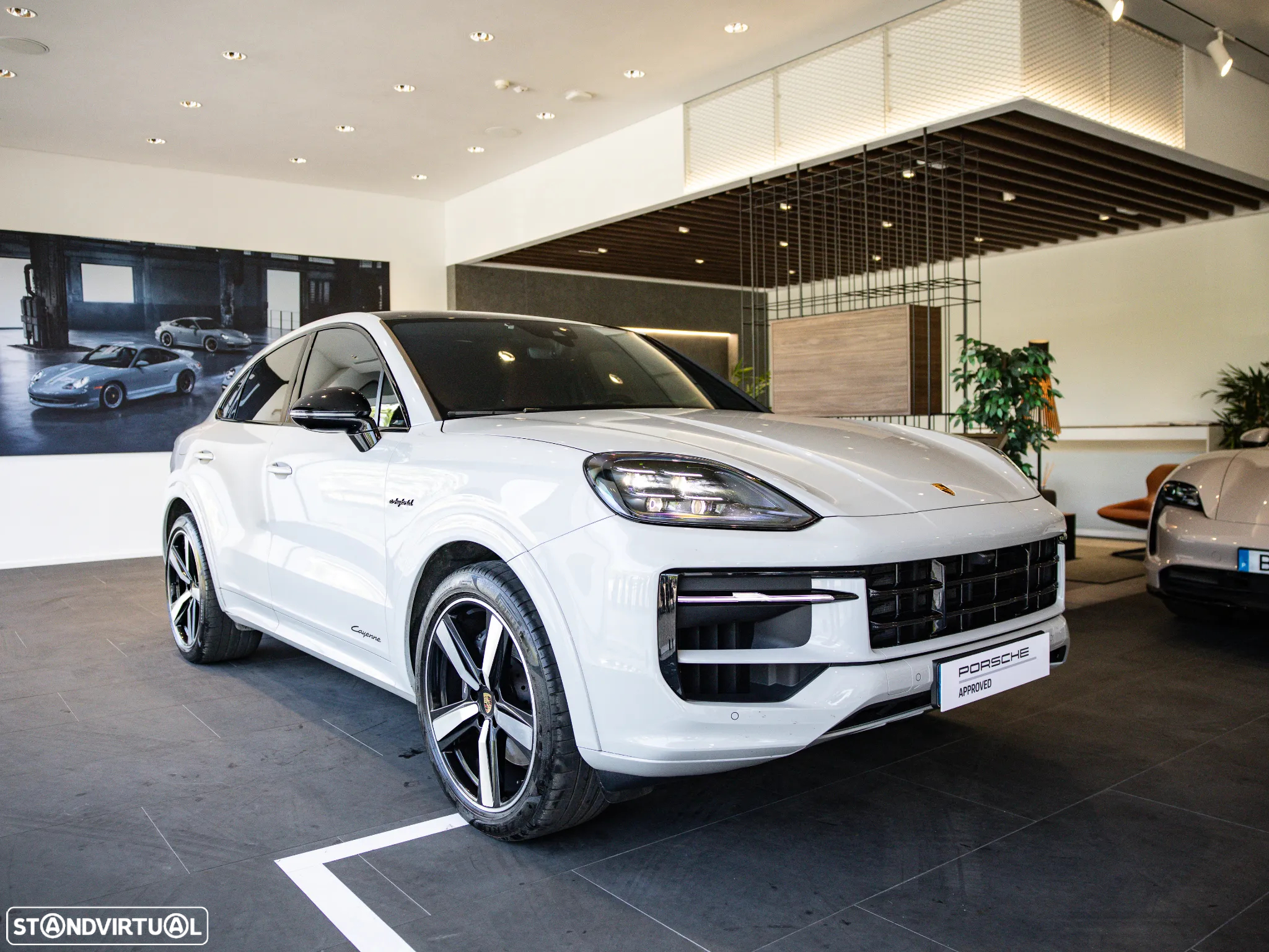 Porsche Cayenne Coupé E-Hybrid - 7