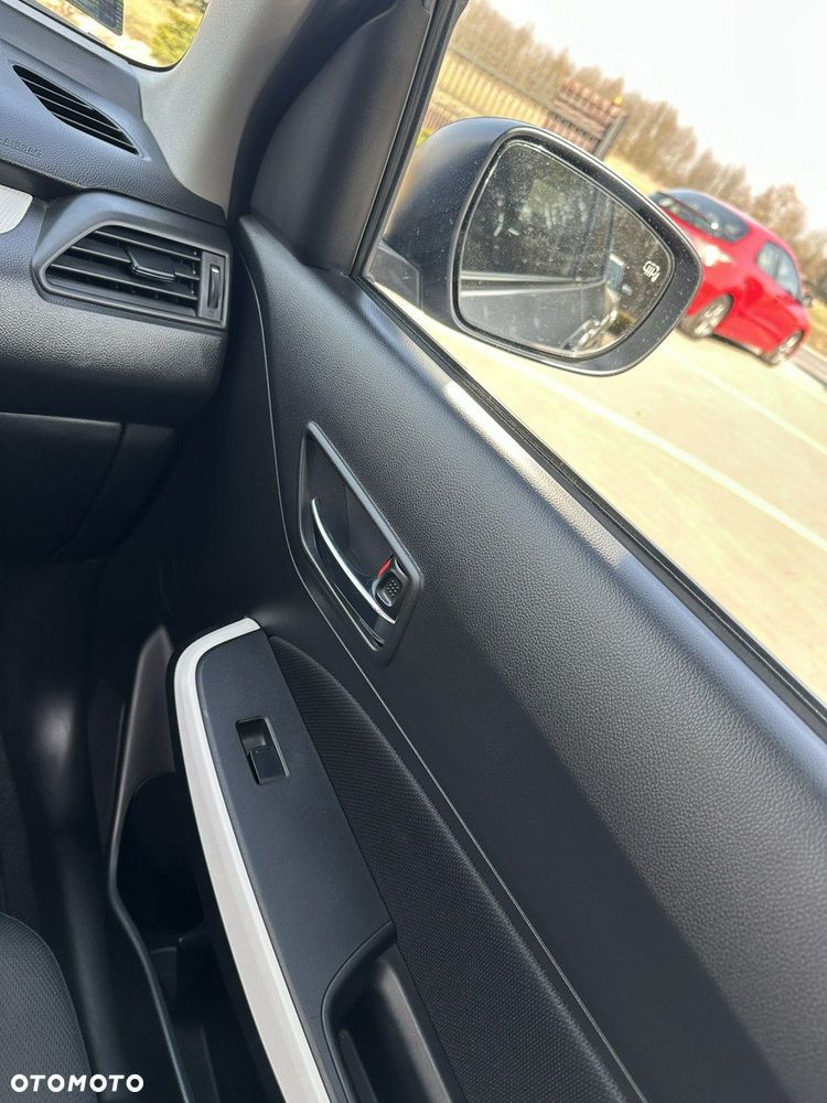 Suzuki Swift - 30