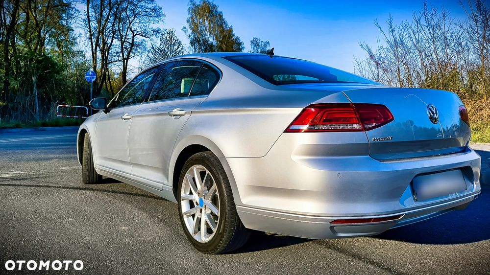 Volkswagen Passat 2.0 TDI BMT Comfortline DSG - 3