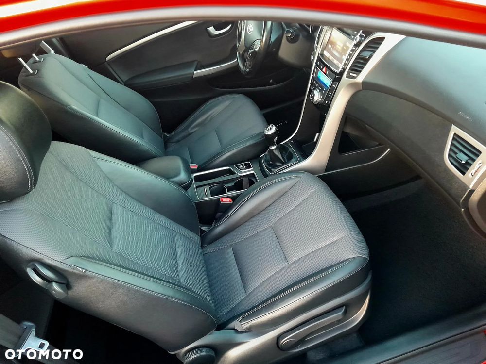 Hyundai i30 1.6 CRDi Premium - 31