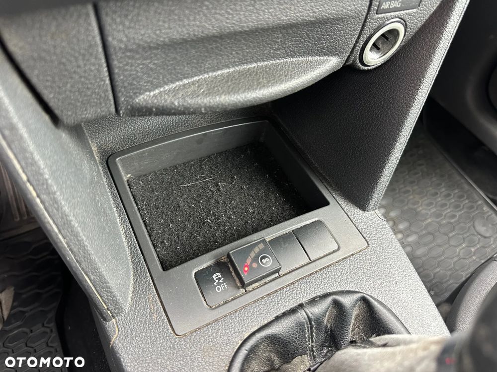 Volkswagen Caddy - 14