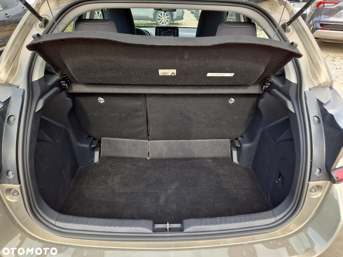 Toyota Yaris - 13