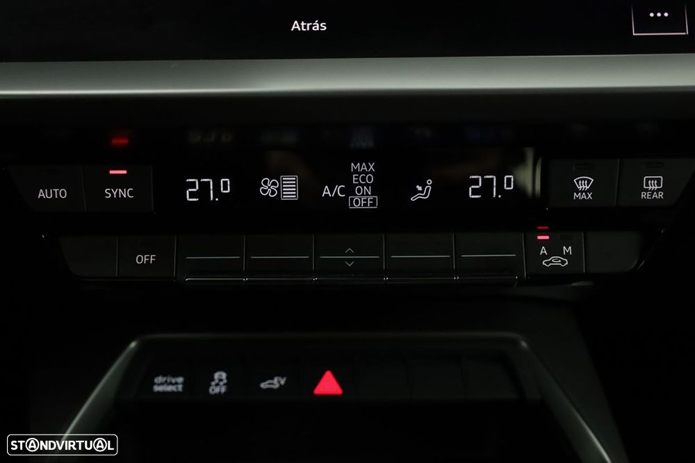 Audi A3 Sportback 45 TFSIe S line - 13
