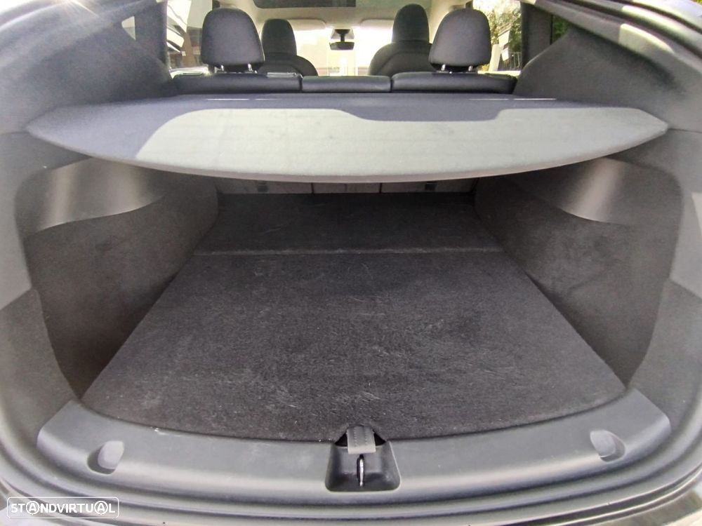Tesla Model Y Tração Traseira - 14