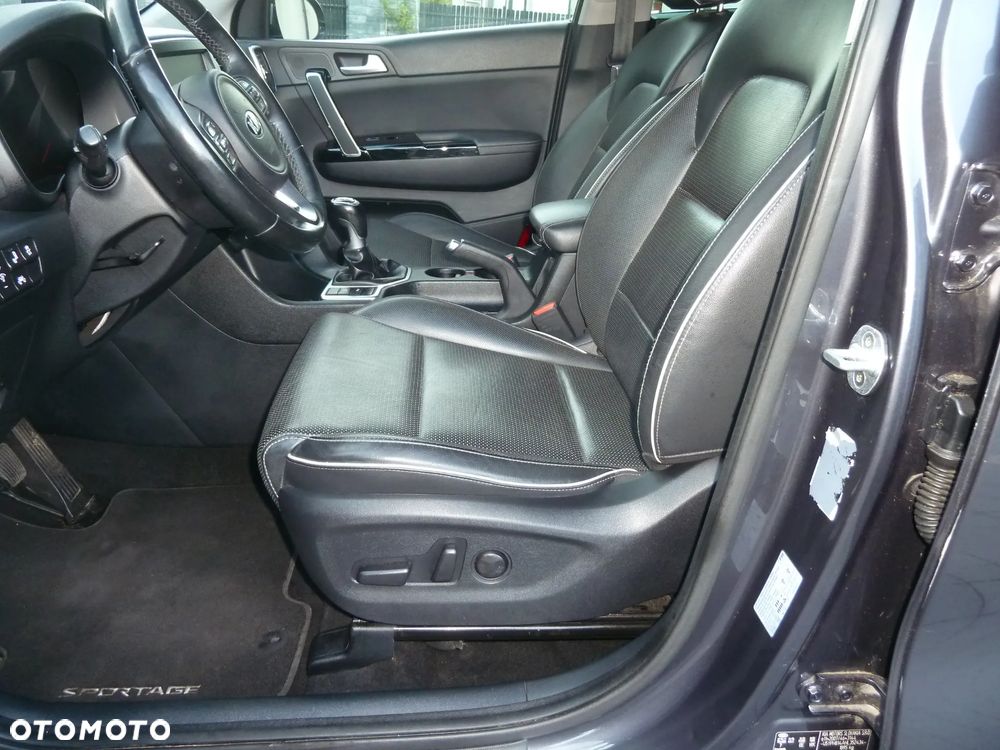 Kia Sportage 1.6 GDI 2WD DREAM-TEAM EDITION - 8