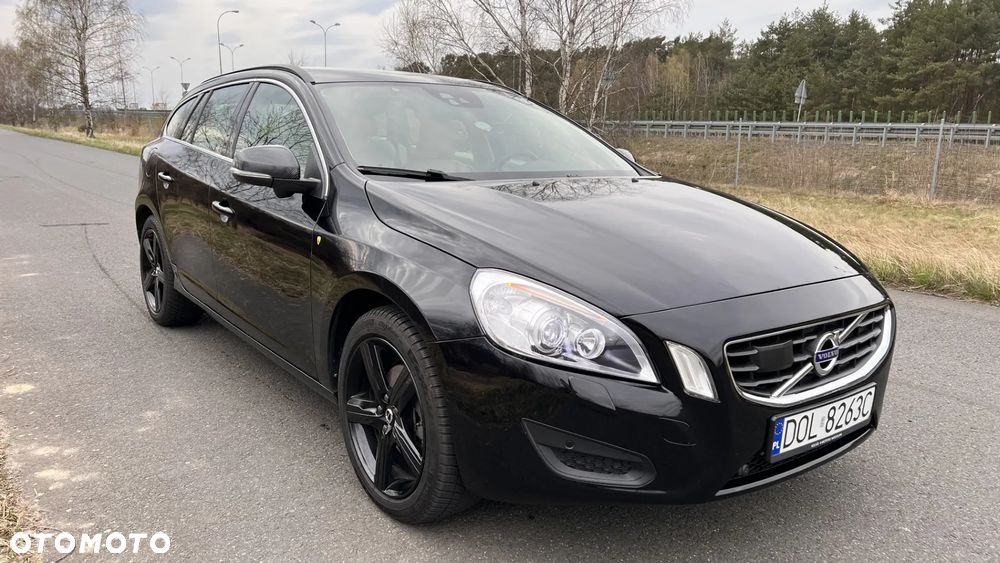 Volvo V60 DRIVe Summum - 1