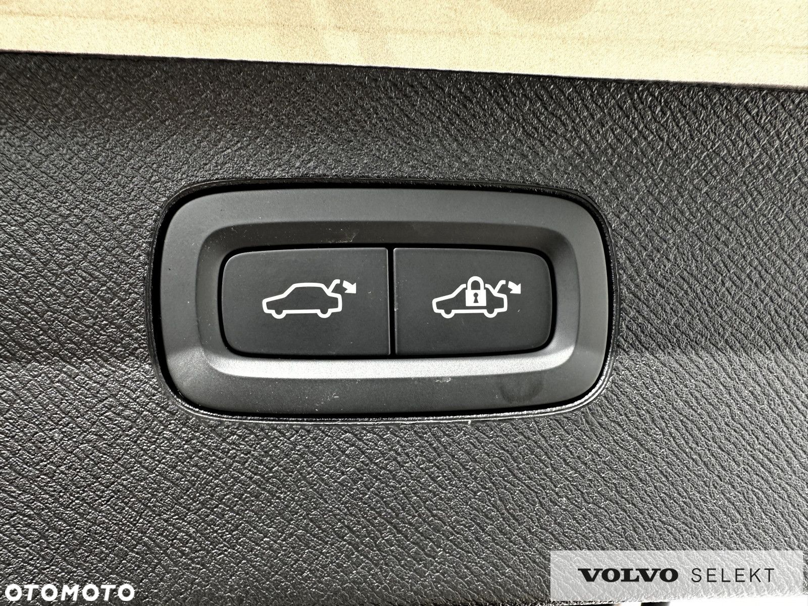 Volvo XC 90 - 17