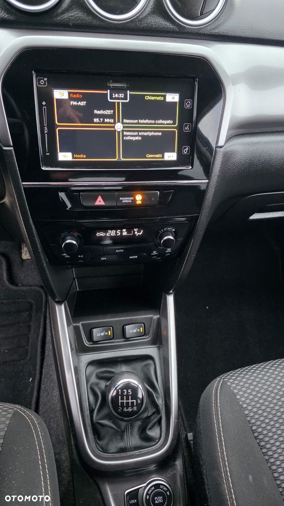 Suzuki Vitara 1.4 Boosterjet Hybrid Allgrip Comfort - 15