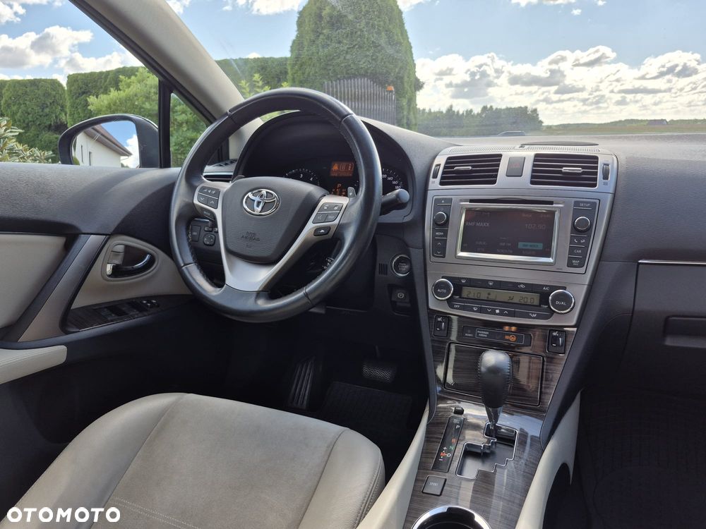Toyota Avensis 2.2 D-4D Prestige - 6