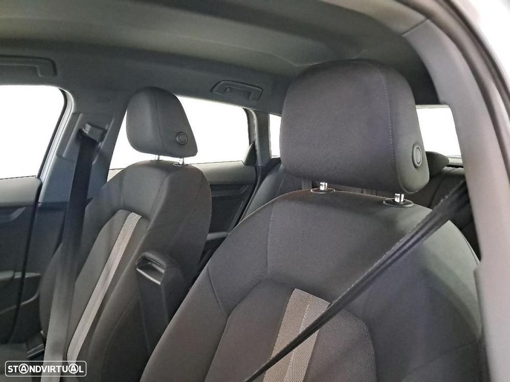 Audi A3 Sportback 30 TDI - 4