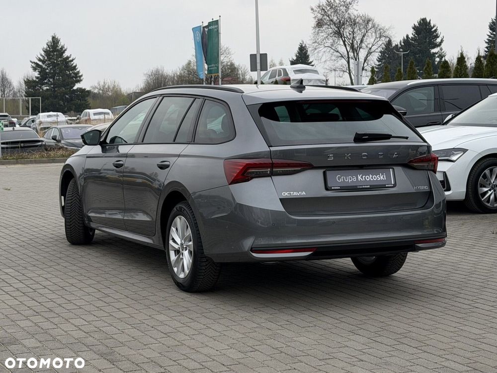 Skoda Octavia - 6