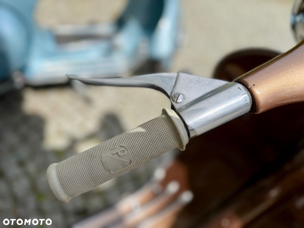 Piaggio Vespa - 14