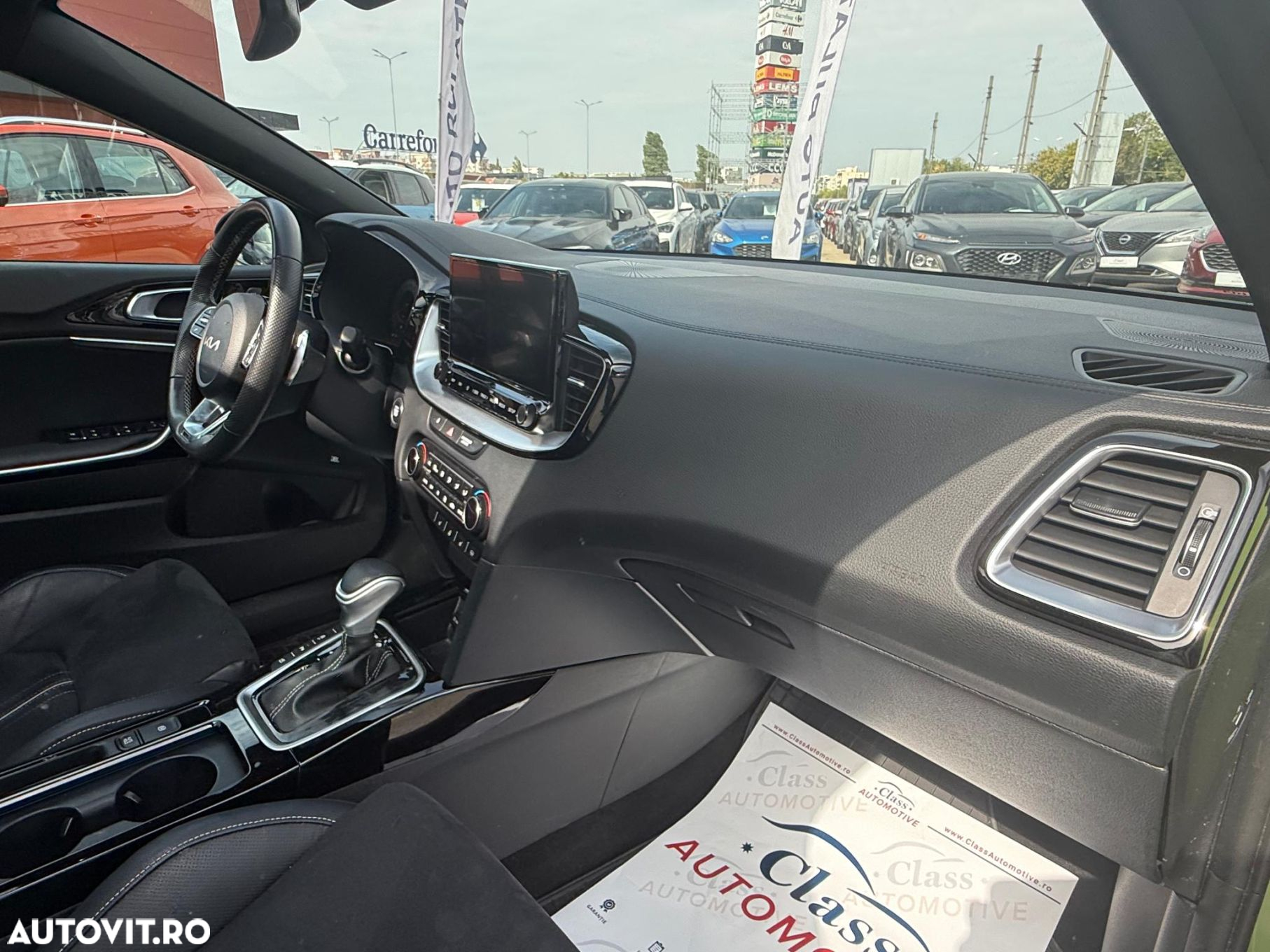 Kia XCeed - 30