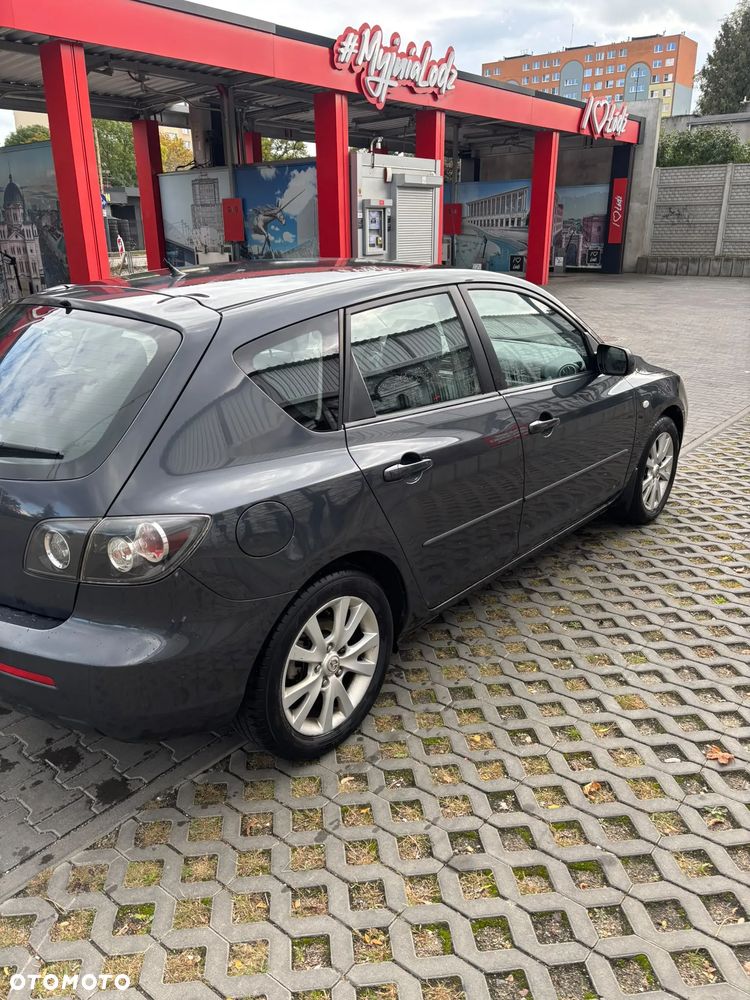 Mazda 3 - 4