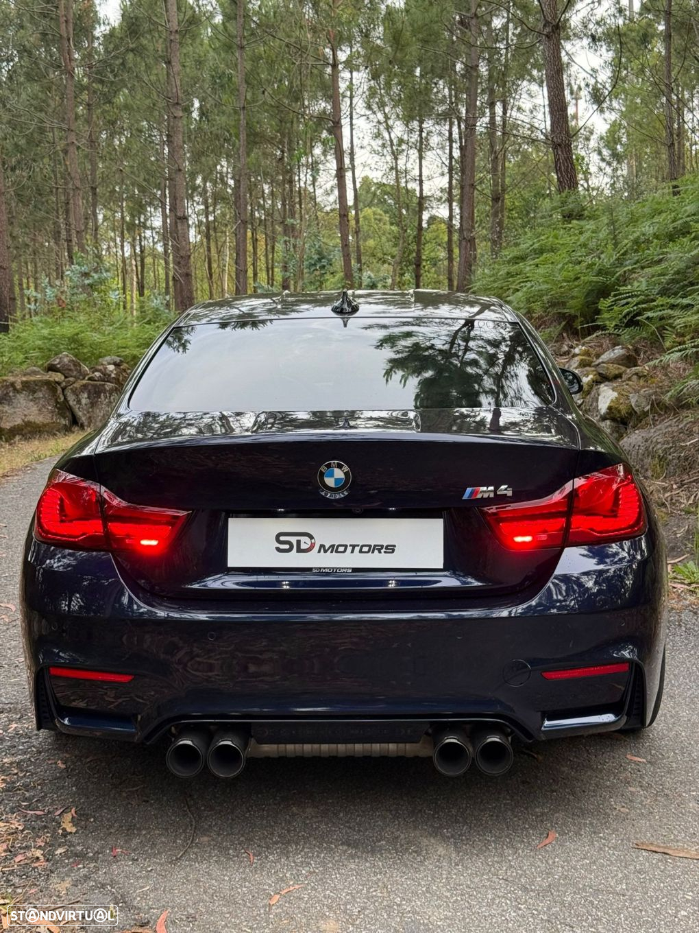 BMW M4 Auto - 9