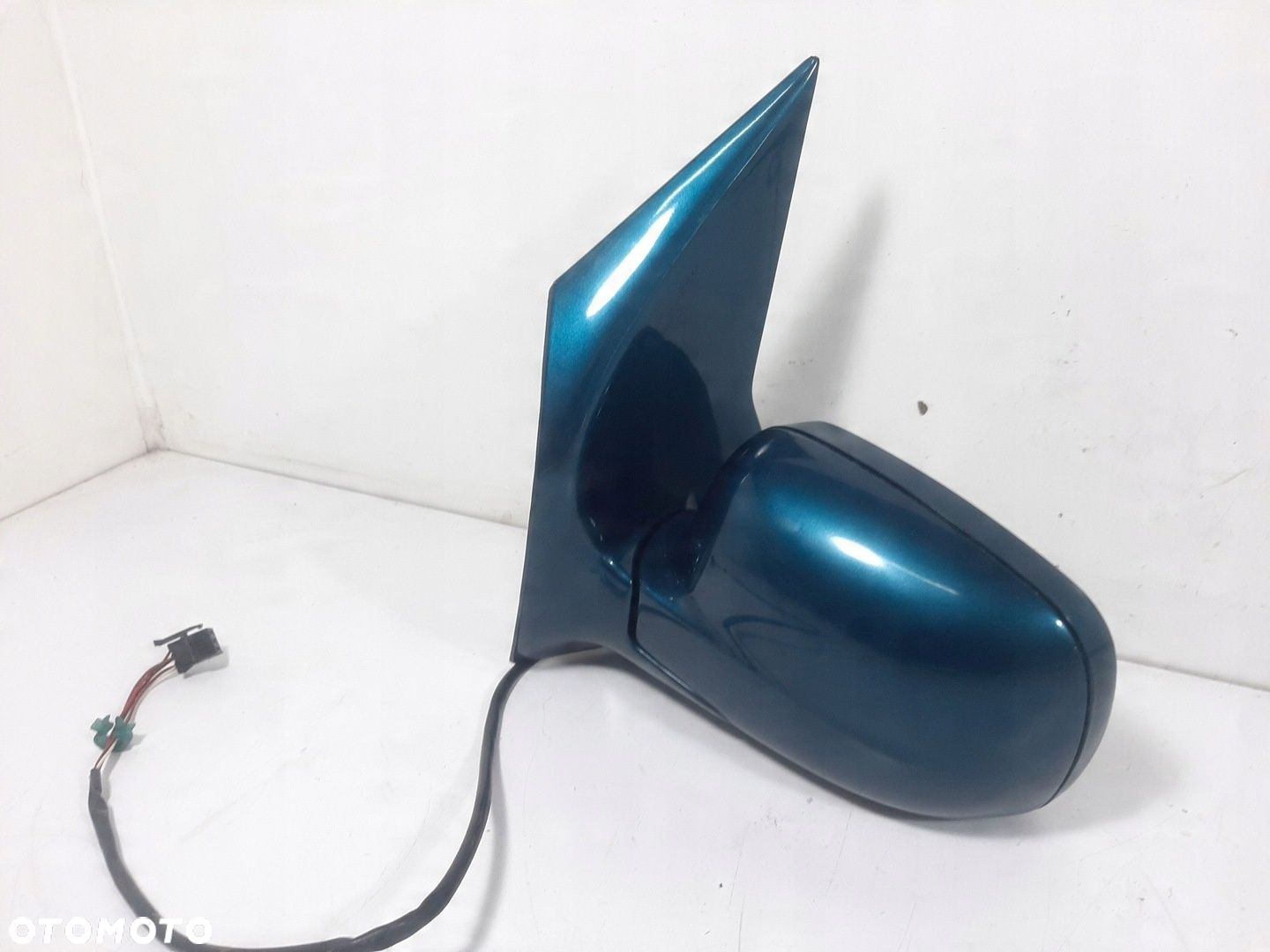 MERCEDES W638 V-KLASA 2.8 12V 98R LUSTERKO LEWE KOD 5560 5PIN 6388103116 - 8