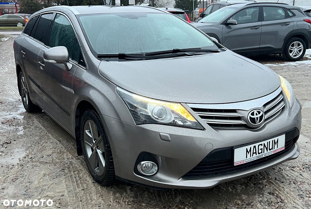 Toyota Avensis 2.0 D-4D Executive - 2